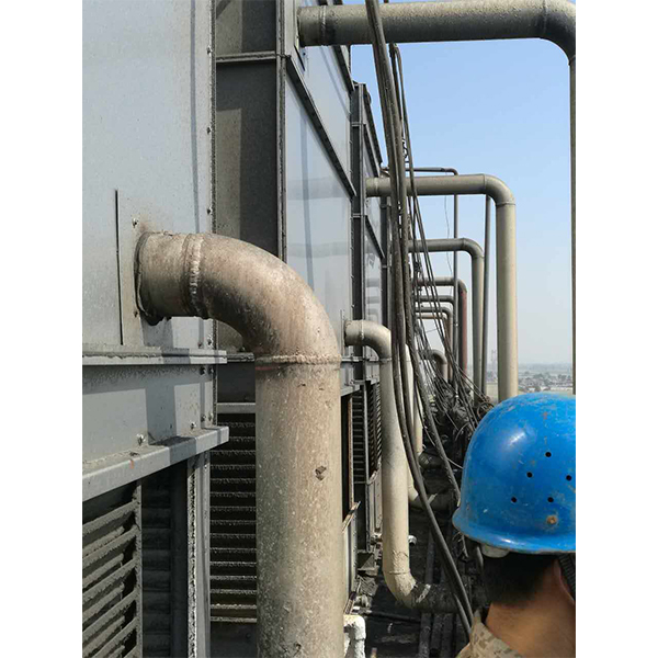 蒸發（fā）冷設備清洗現場