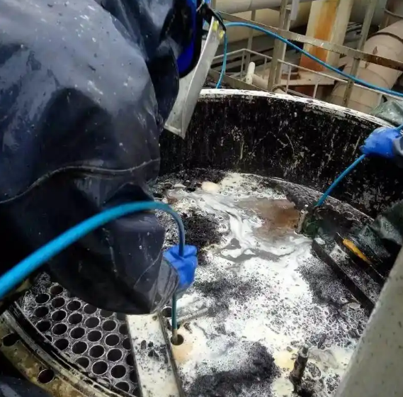 石家(jiā)莊新綠設備清(qīng)洗有限(xiàn)公司 石家莊新綠設備清洗有限公司